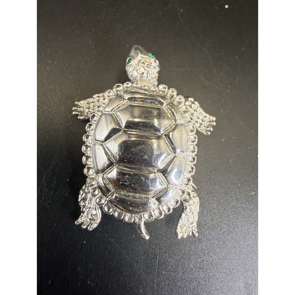 Vintage NAPIER Silver Tone Textured Turtle Faux Emerald Rhinestones Brooch/Pin